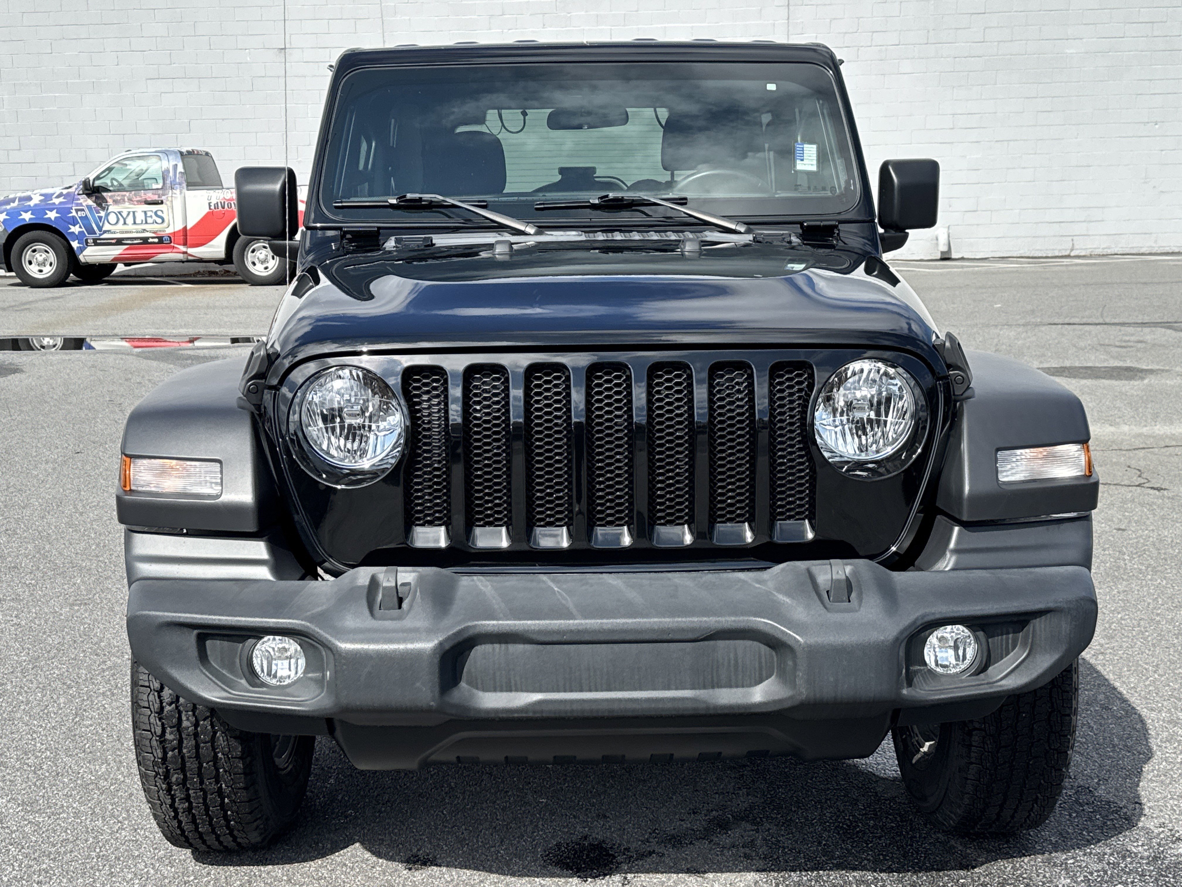 Used 2022 Jeep Wrangler Sport S image 9