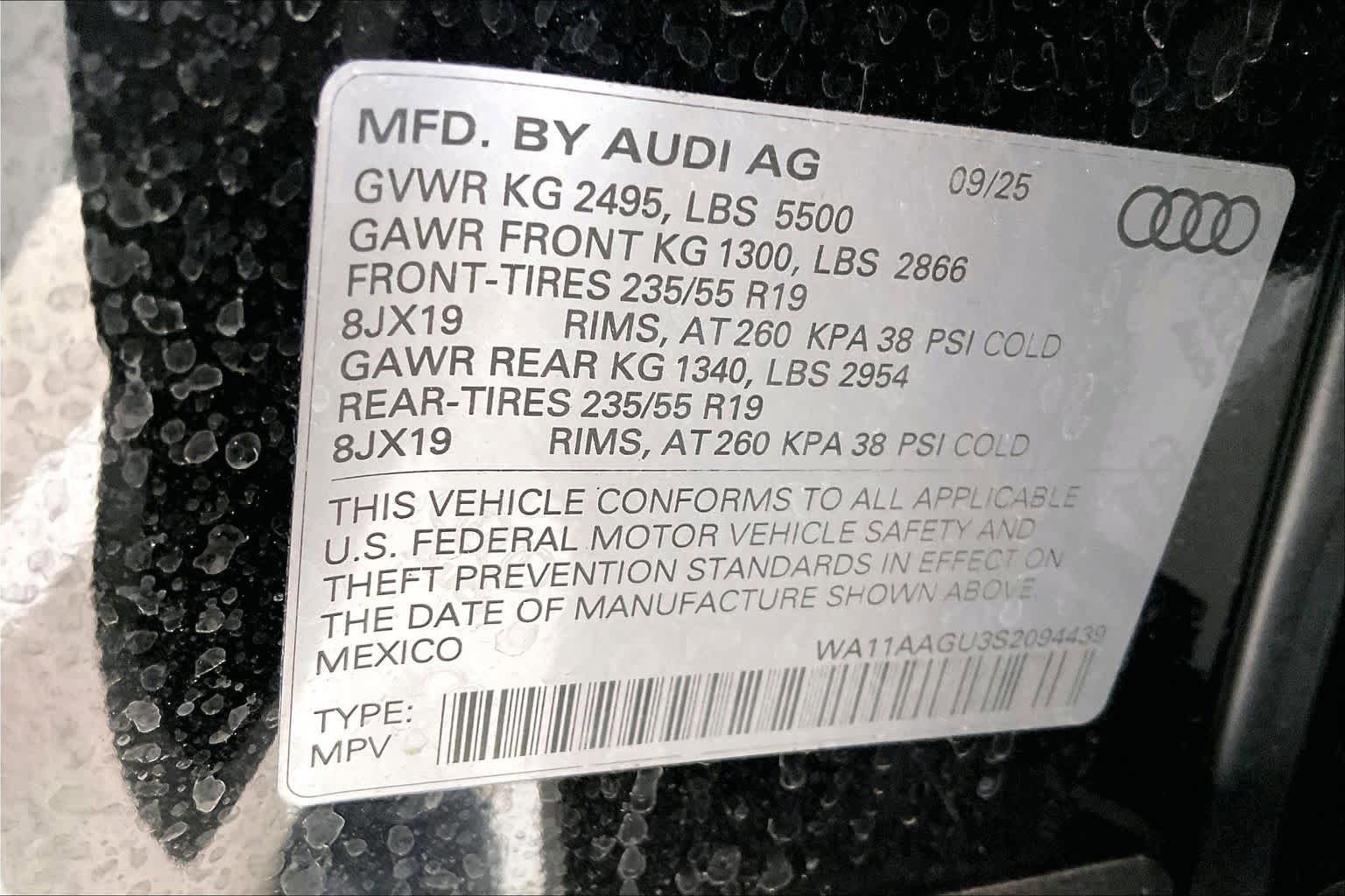 Certified 2025 Audi Q5 Premium w/ Convenience Package AWD/4WD image 35