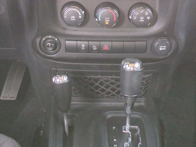 Used 2018 Jeep Wrangler Unlimited Sport S AWD/4WD image 19