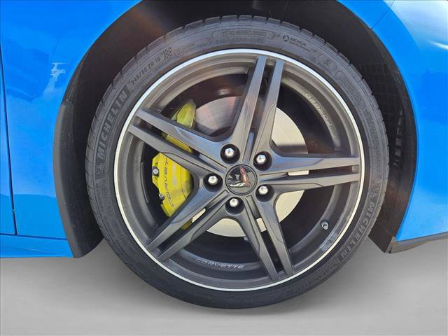 Used 2024 Chevrolet Corvette Stingray Preferred Cpe w/ Z51 Performance Package RWD image 17