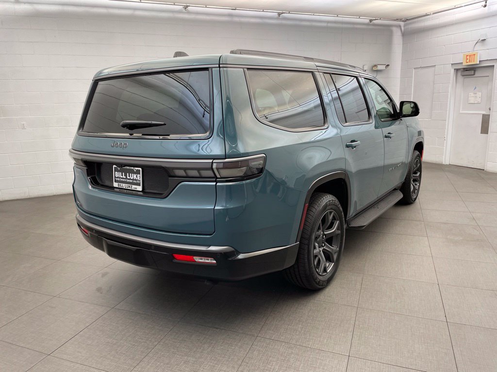 New 2026 Jeep Grand Wagoneer Limited AWD/4WD image 4