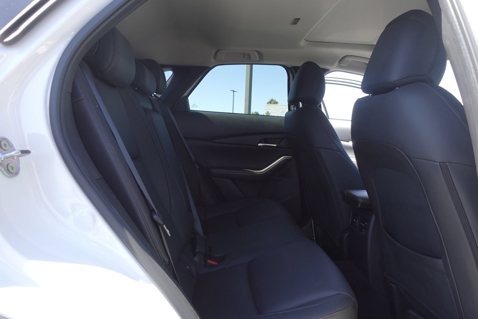 Used 2024 MAZDA CX-30 AWD 2.5 S w/ Premium Package image 16