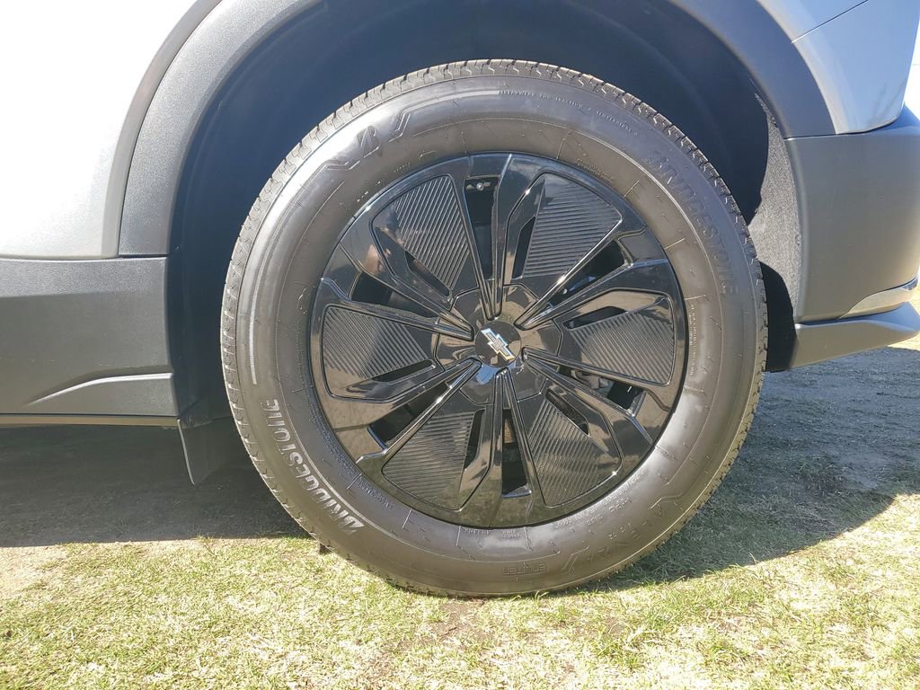 Used 2026 Chevrolet Blazer EV LT w/ Midnight/Sport Edition image 5