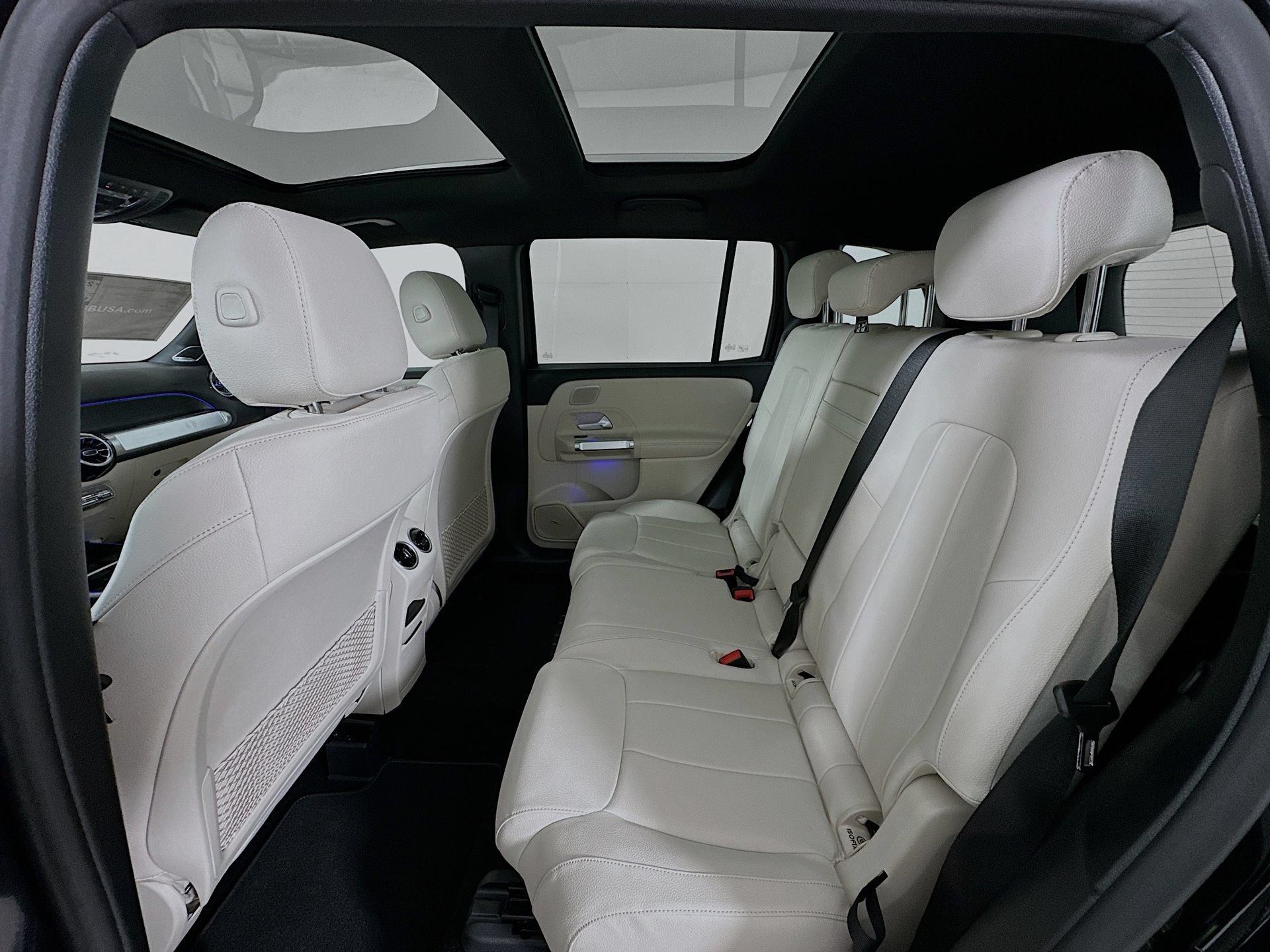 New 2026 Mercedes-Benz GLB 250 image 27
