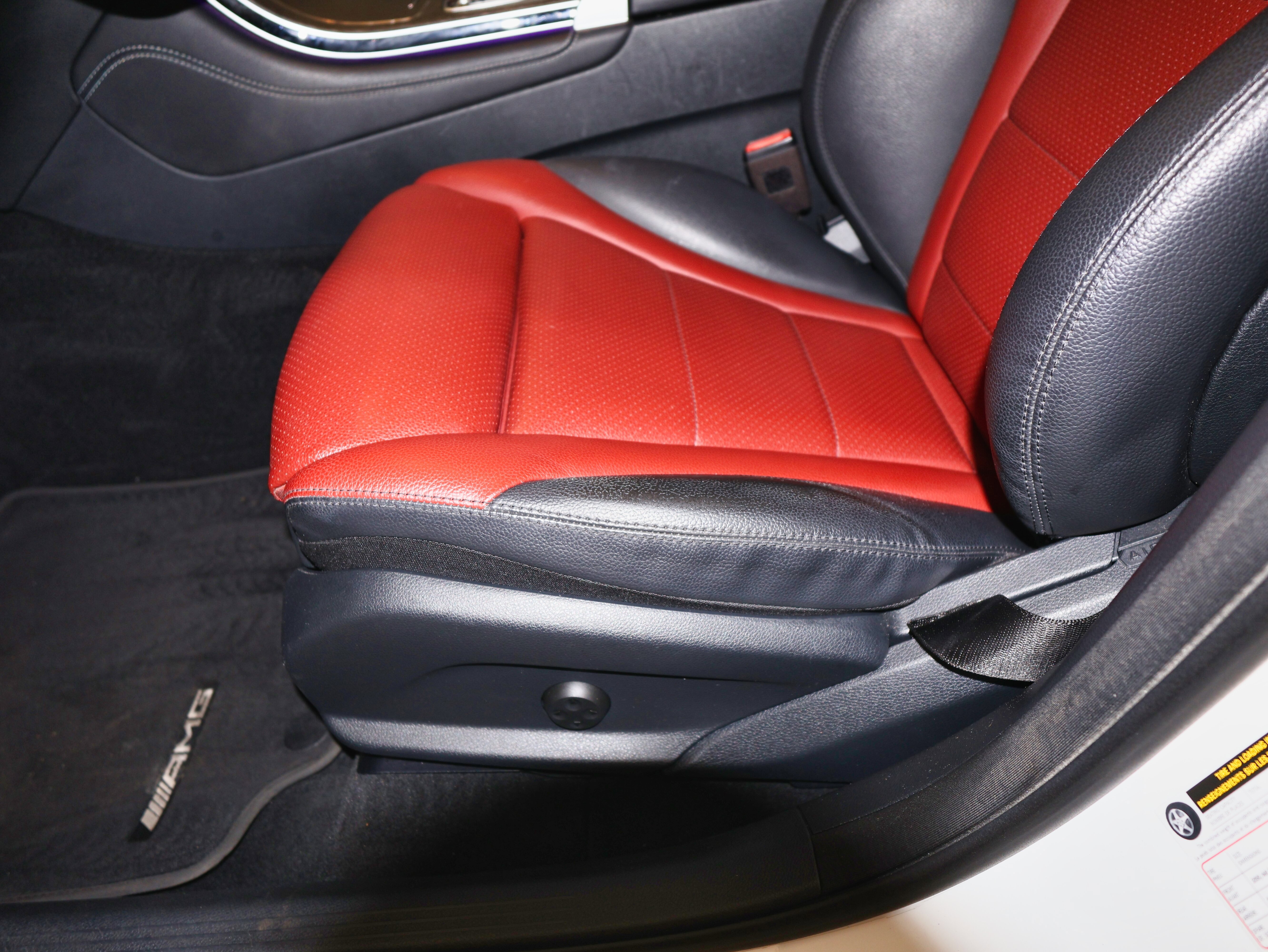 Used 2020 Mercedes-Benz GLC 300 4MATIC Coupe image 19