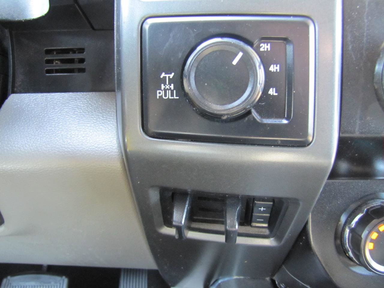 Used 2020 Ford F250 XLT w/ XLT Value Package image 13