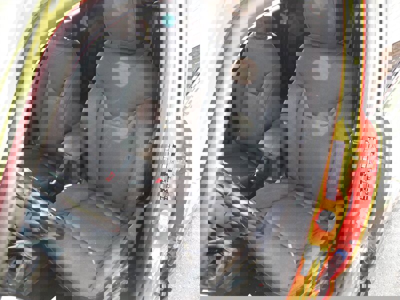 Used 2016 Jeep Renegade Latitude w/ Cold Weather Group image 6