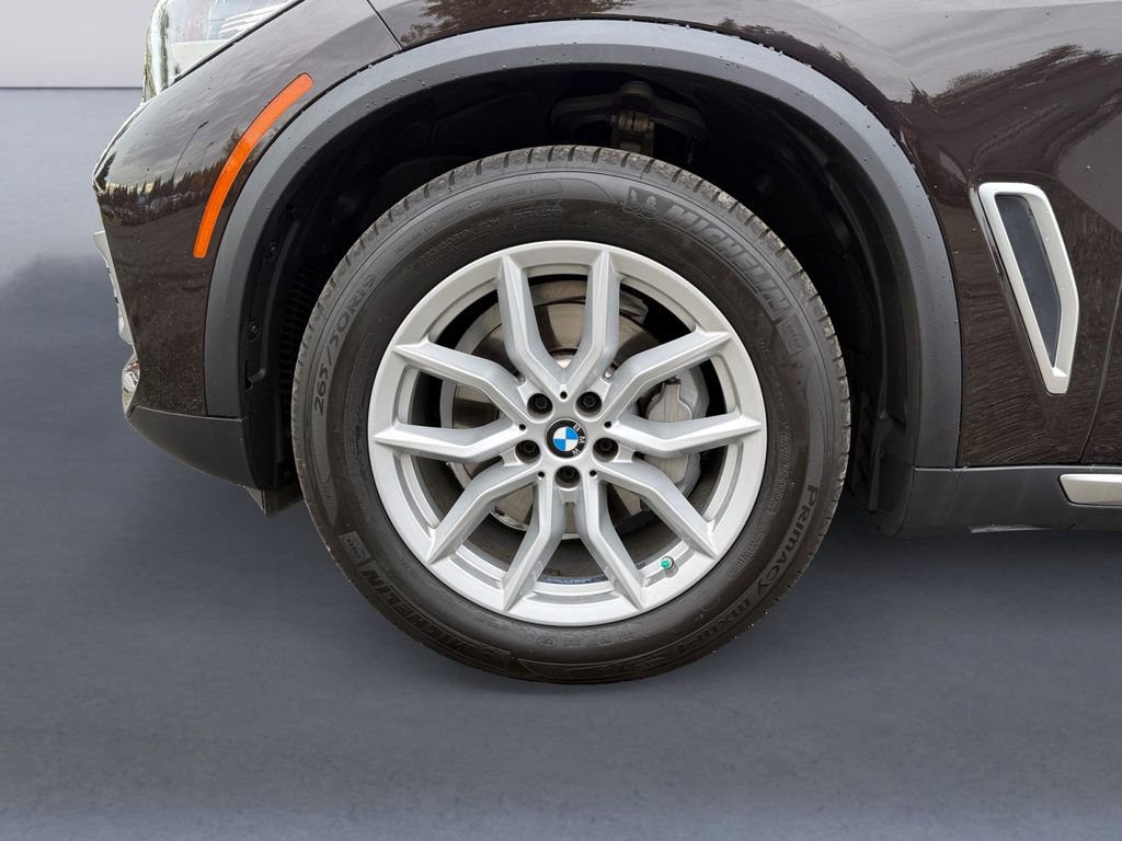 Used 2023 BMW X5 xDrive40i w/ Premium Package image 11