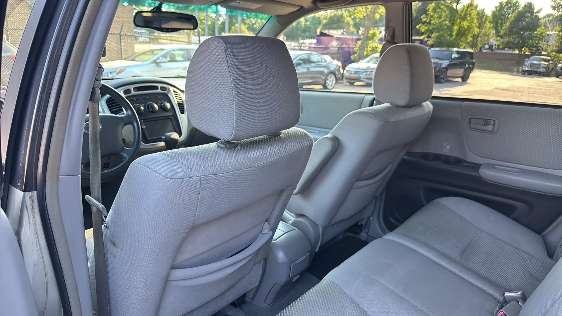 Used 2004 Toyota Highlander 2WD V6 image 16
