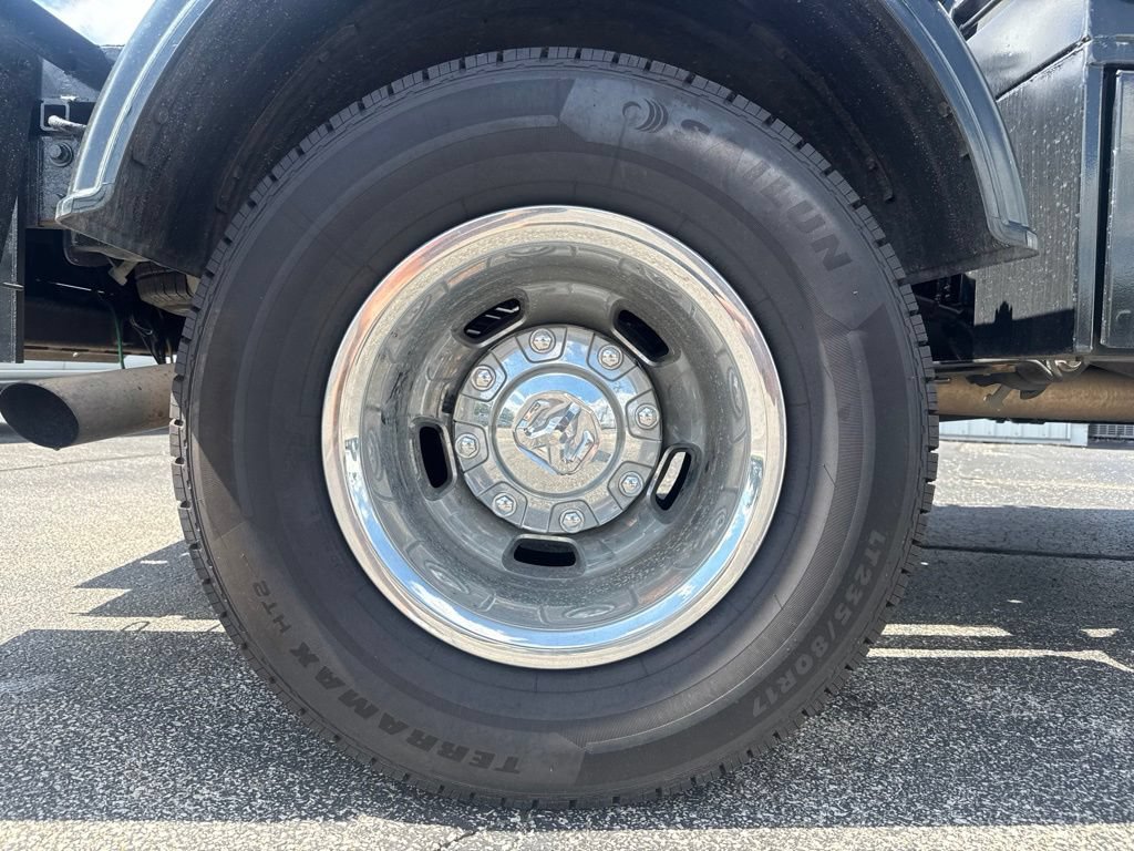 Used 2024 RAM 3500 Big Horn AWD/4WD image 10