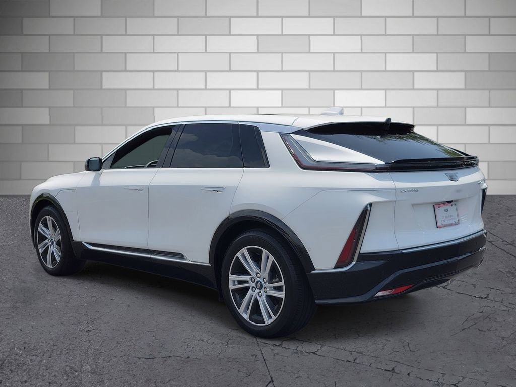 Used 2024 Cadillac Lyriq Tech w/ Driver Assist Package AWD/4WD image 3