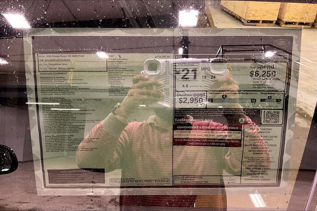 New 2026 Land Rover Range Rover SE image 14