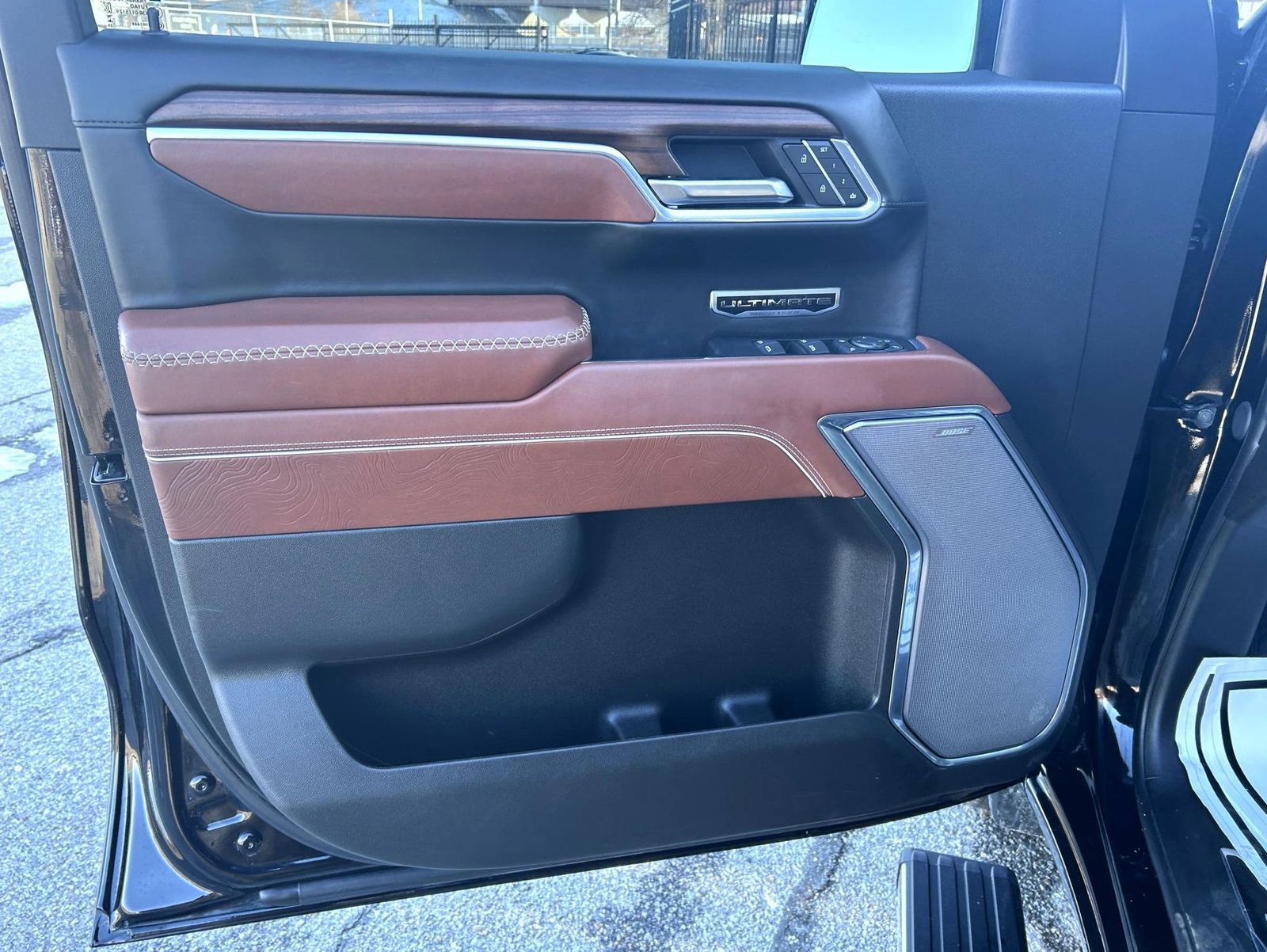 Certified 2025 GMC Sierra 1500 Denali Ultimate image 9