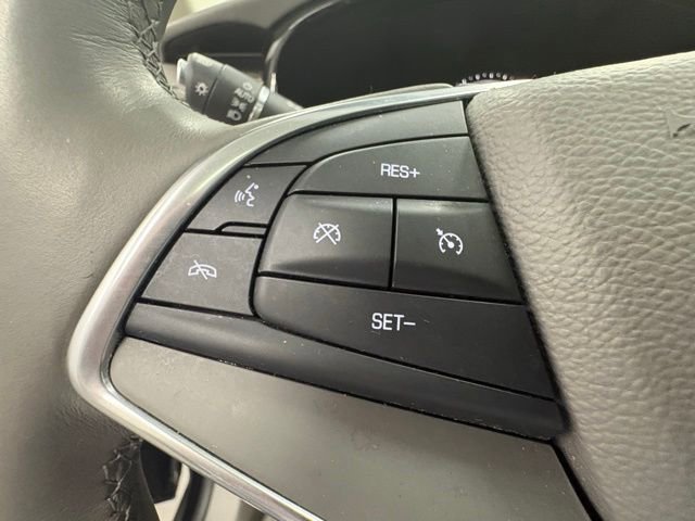 Used 2017 Cadillac XT5 Luxury w/ Driver Awareness Package FWD image 17