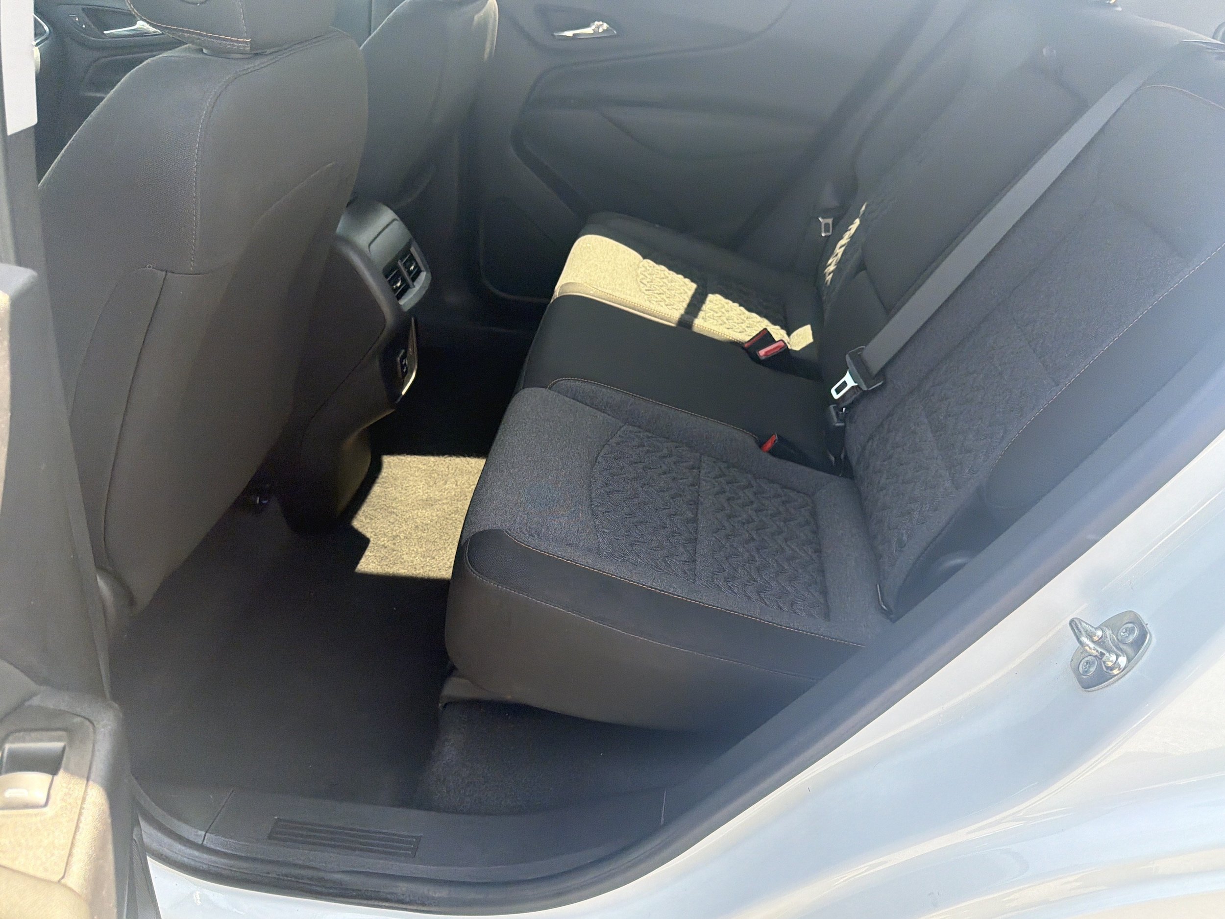 Used 2024 Chevrolet Equinox LT AWD/4WD image 20