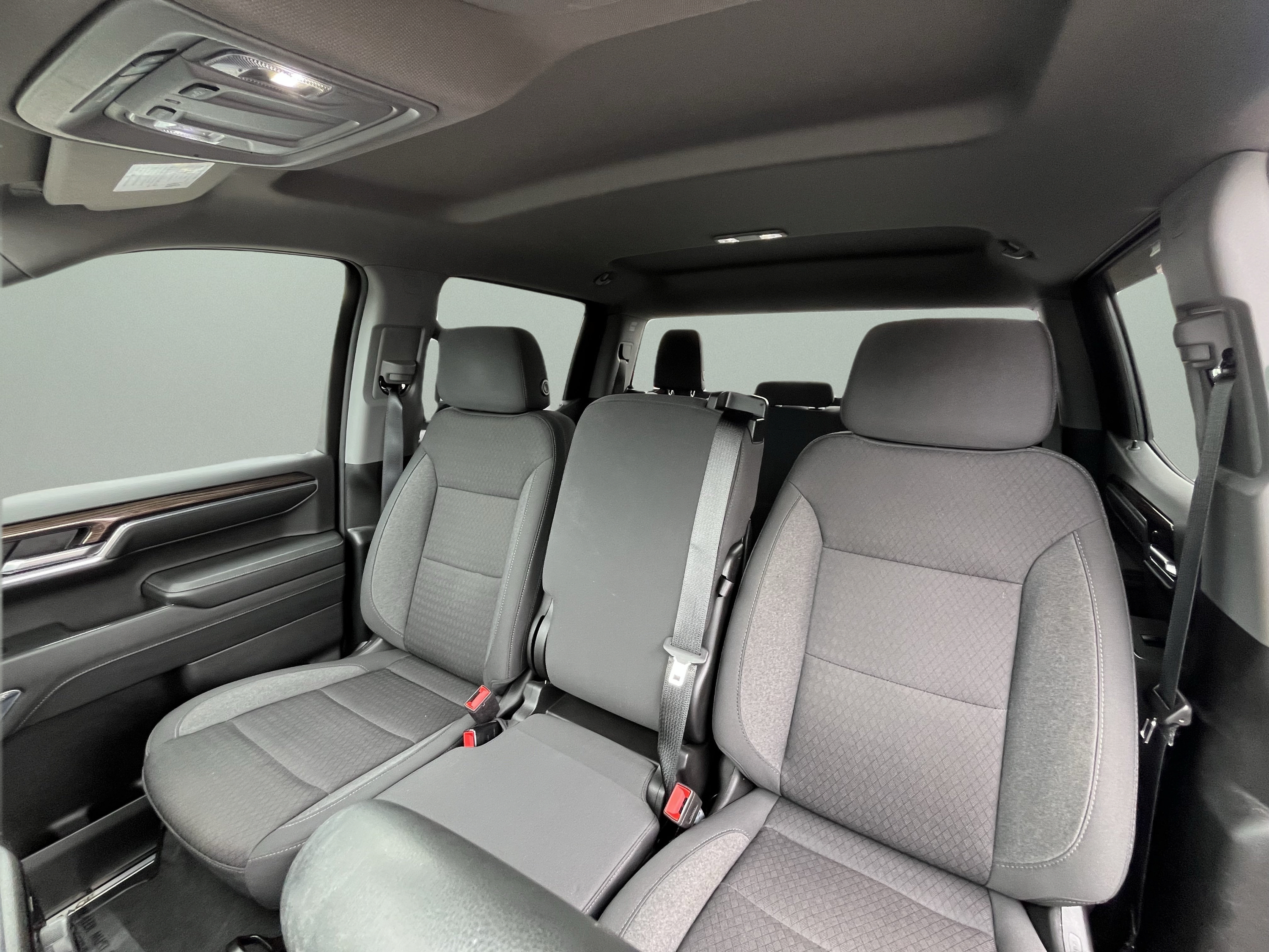 Used 2024 Chevrolet Silverado 1500 LT AWD/4WD image 29