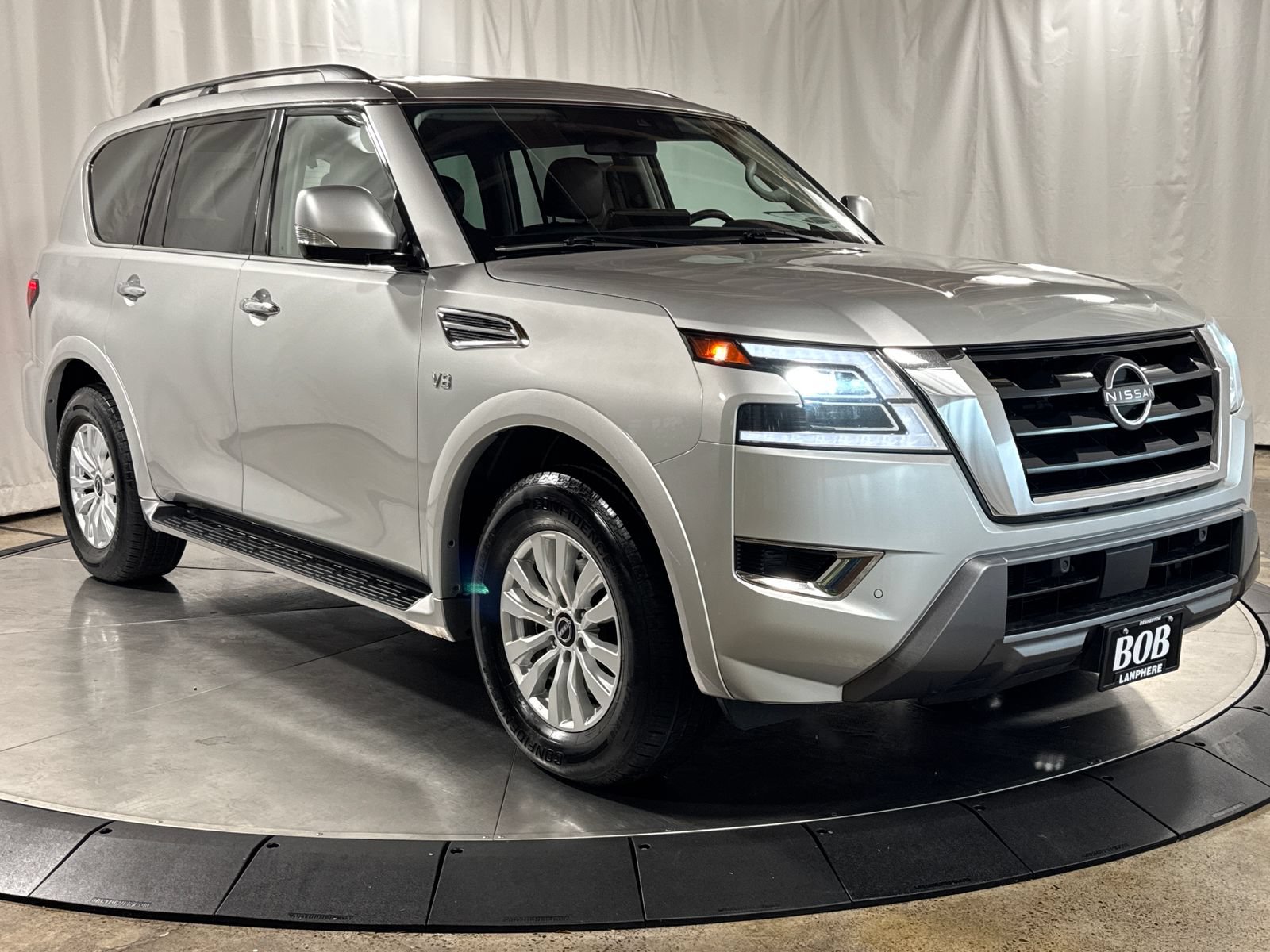 Used 2021 Nissan Armada SV AWD/4WD image 7