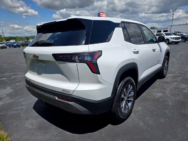 Used 2025 Chevrolet Equinox LT AWD/4WD image 3