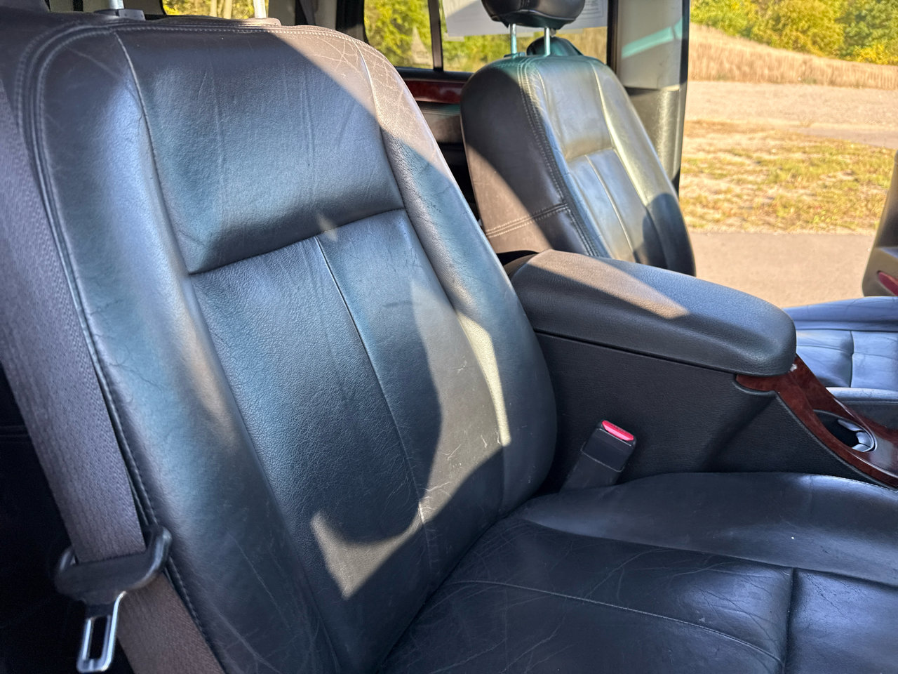 Used 2006 GMC Envoy Denali image 21