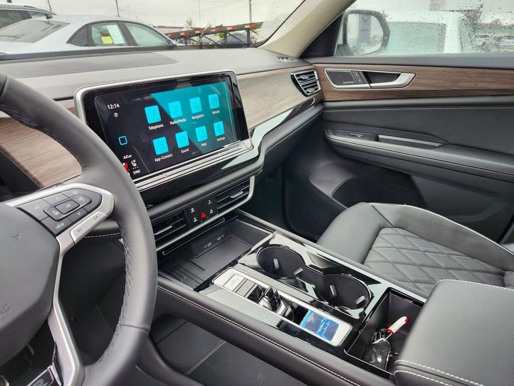 New 2026 Volkswagen Atlas SEL Premium R-Line image 7