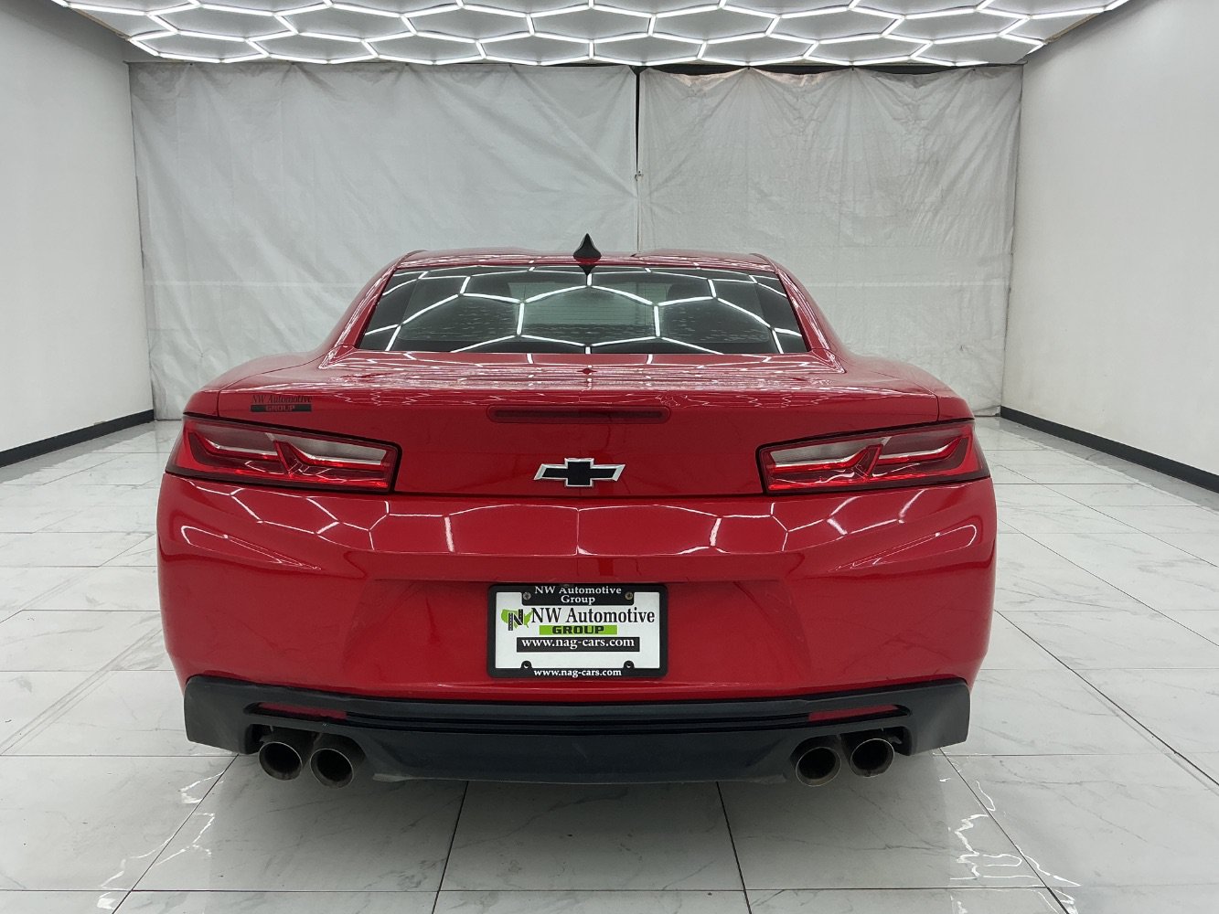 Used 2018 Chevrolet Camaro LT RWD image 10