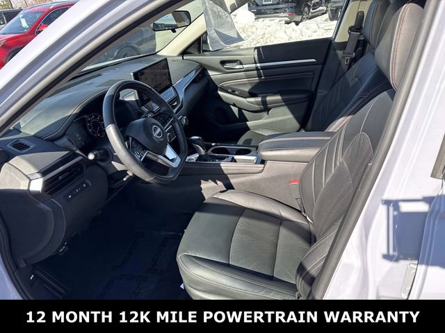 Used 2023 Nissan Altima 2.5 SR w/ SR Premium Package image 14