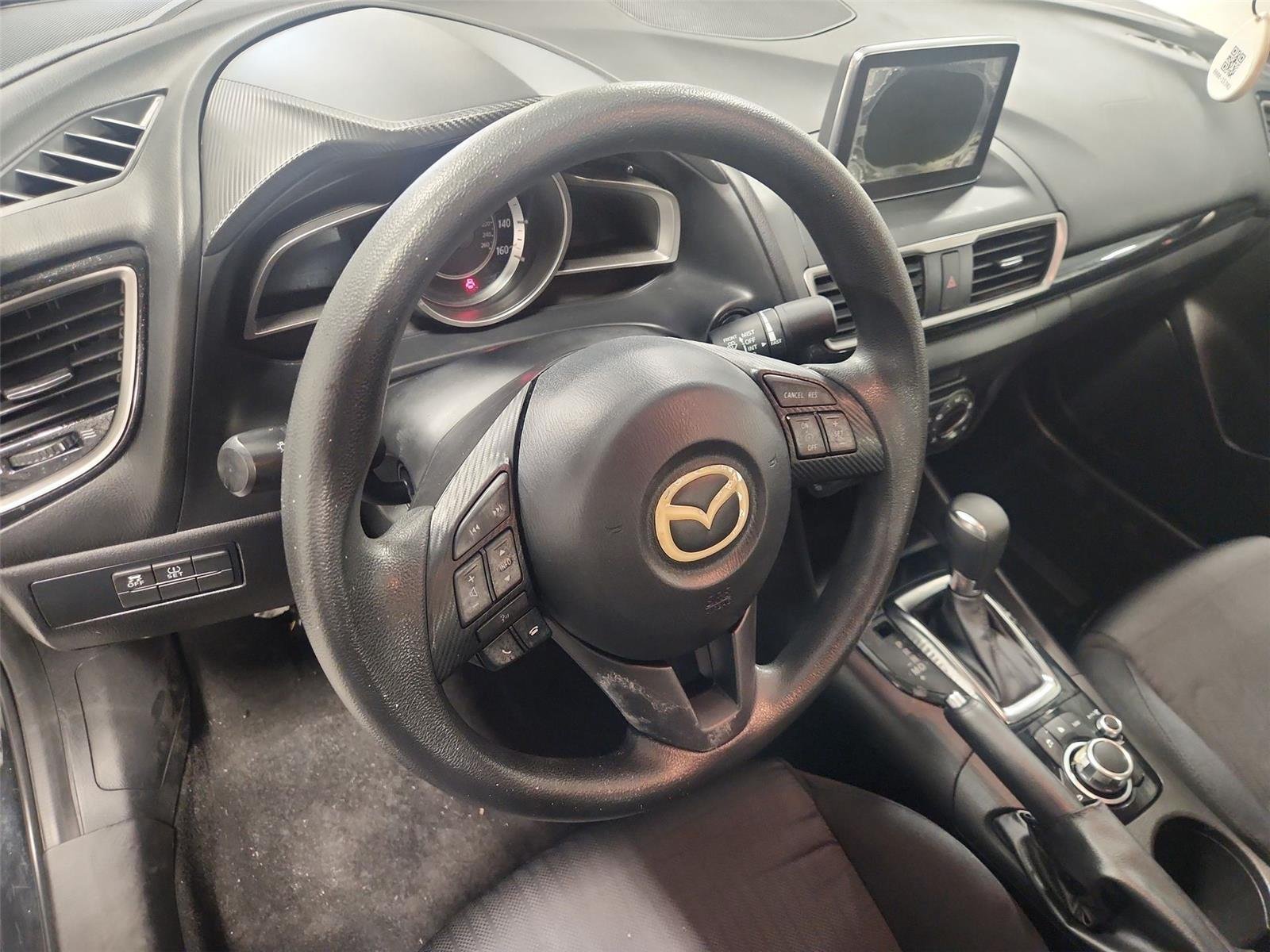 Used 2016 MAZDA MAZDA3 i Sport FWD image 10