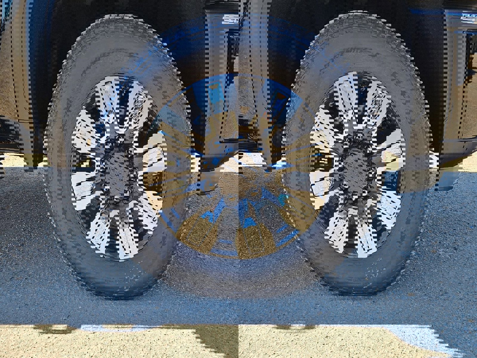 New 2026 GMC Sierra 2500 Denali w/ Denali Reserve Package image 29