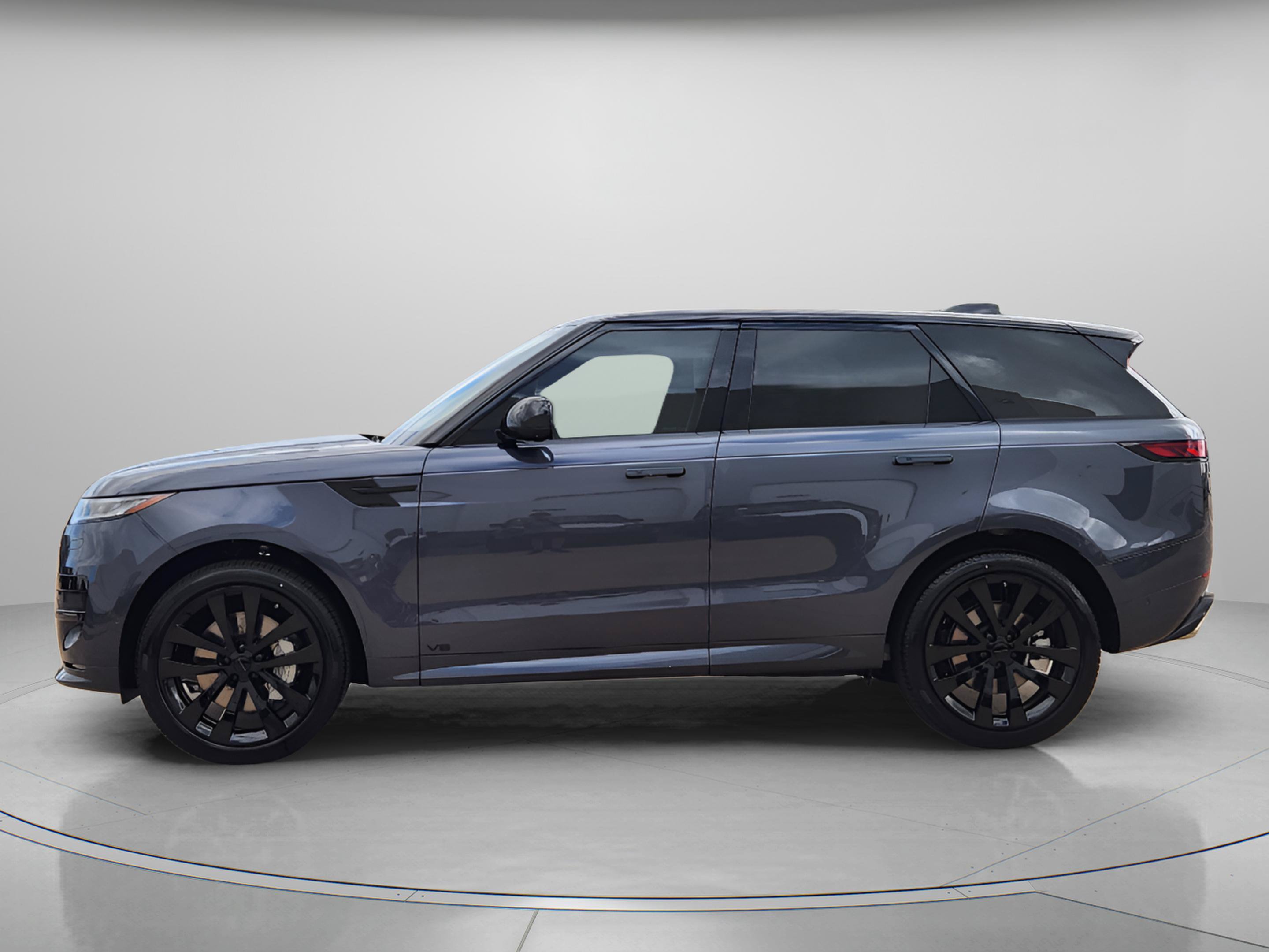 New 2026 Land Rover Range Rover Sport Dynamic SE AWD/4WD image 2