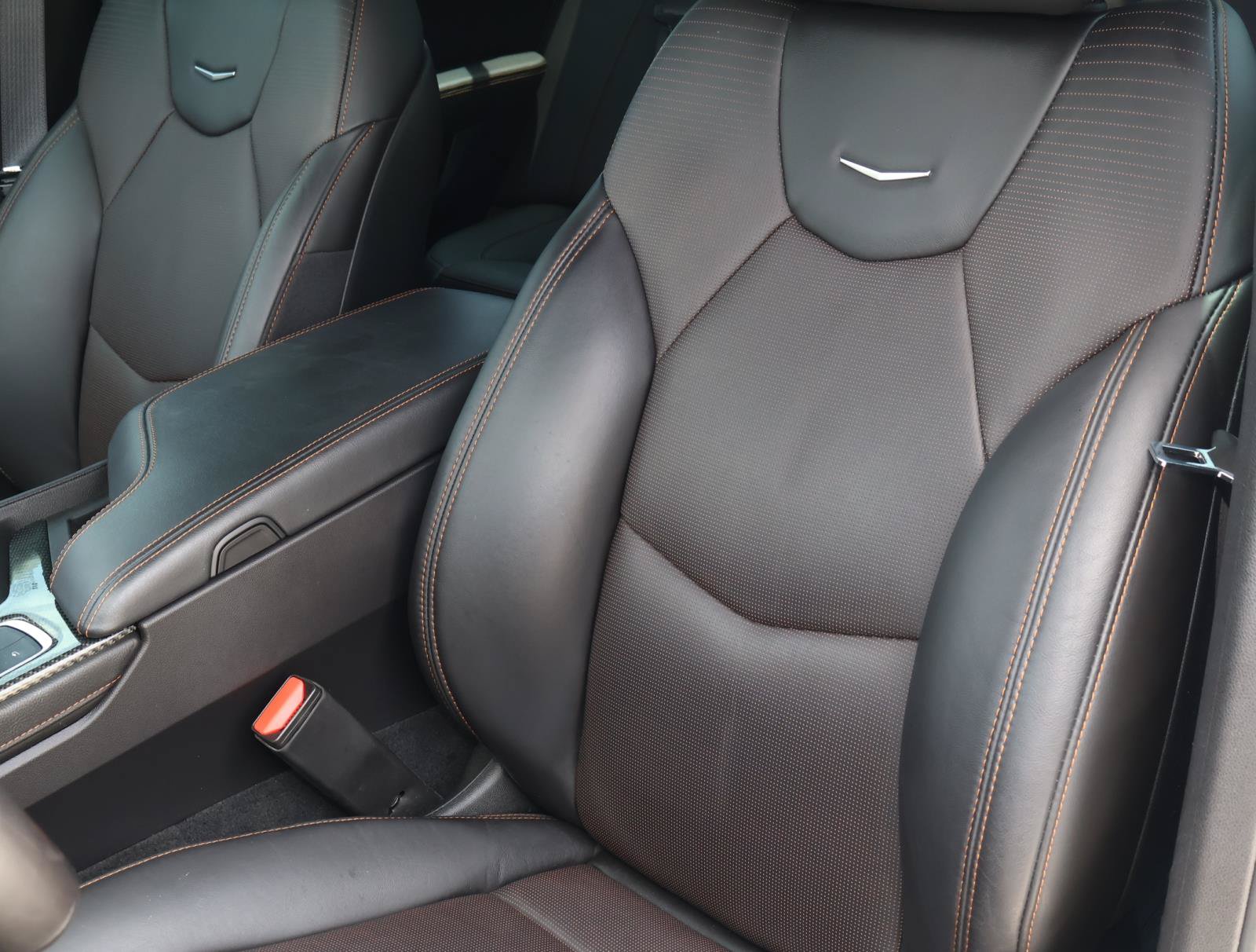 Used 2022 Cadillac CT5 V w/ Premium Package RWD image 18