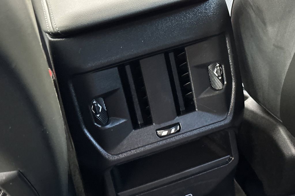 Used 2025 BMW X3 xDrive30i image 13