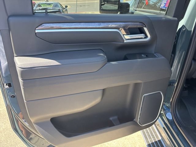 New 2026 Chevrolet Silverado 3500 High Country w/ High Country Premium Package AWD/4WD image 38
