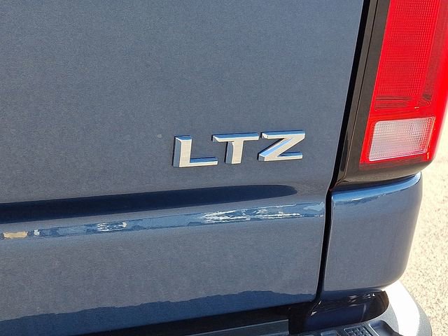 Certified 2025 Chevrolet Silverado 2500 LTZ w/ LTZ Convenience Package image 31