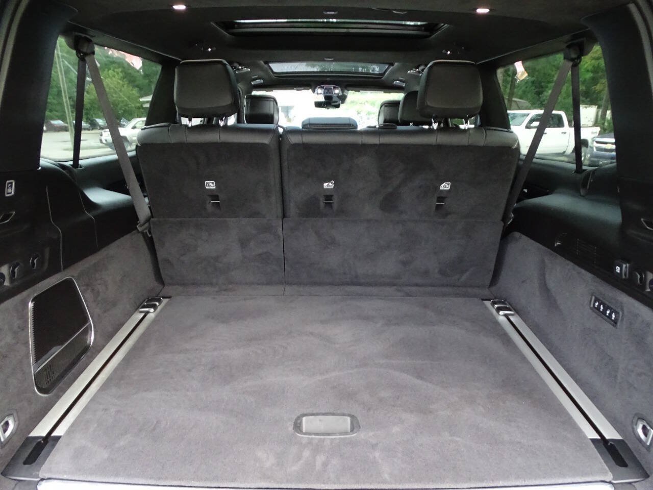 Used 2024 Jeep Grand Wagoneer L 4WD Series II Obsidian w/ Quick Order Packagew 28T image 48