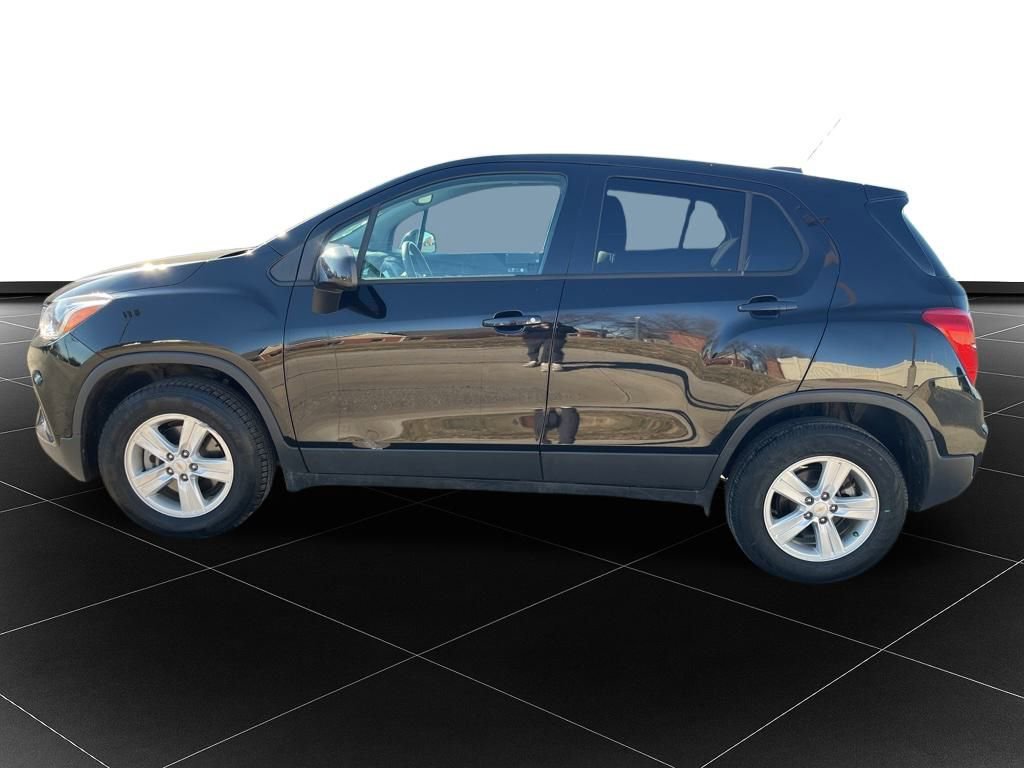 Used 2020 Chevrolet Trax LS w/ Tint and Cruise Package image 2