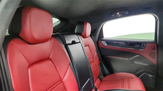 Used 2024 Porsche Cayenne Turbo GT image 26