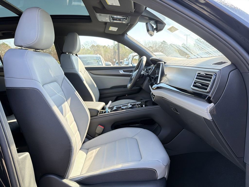 New 2026 Volkswagen Atlas Cross Sport SEL R-Line image 19