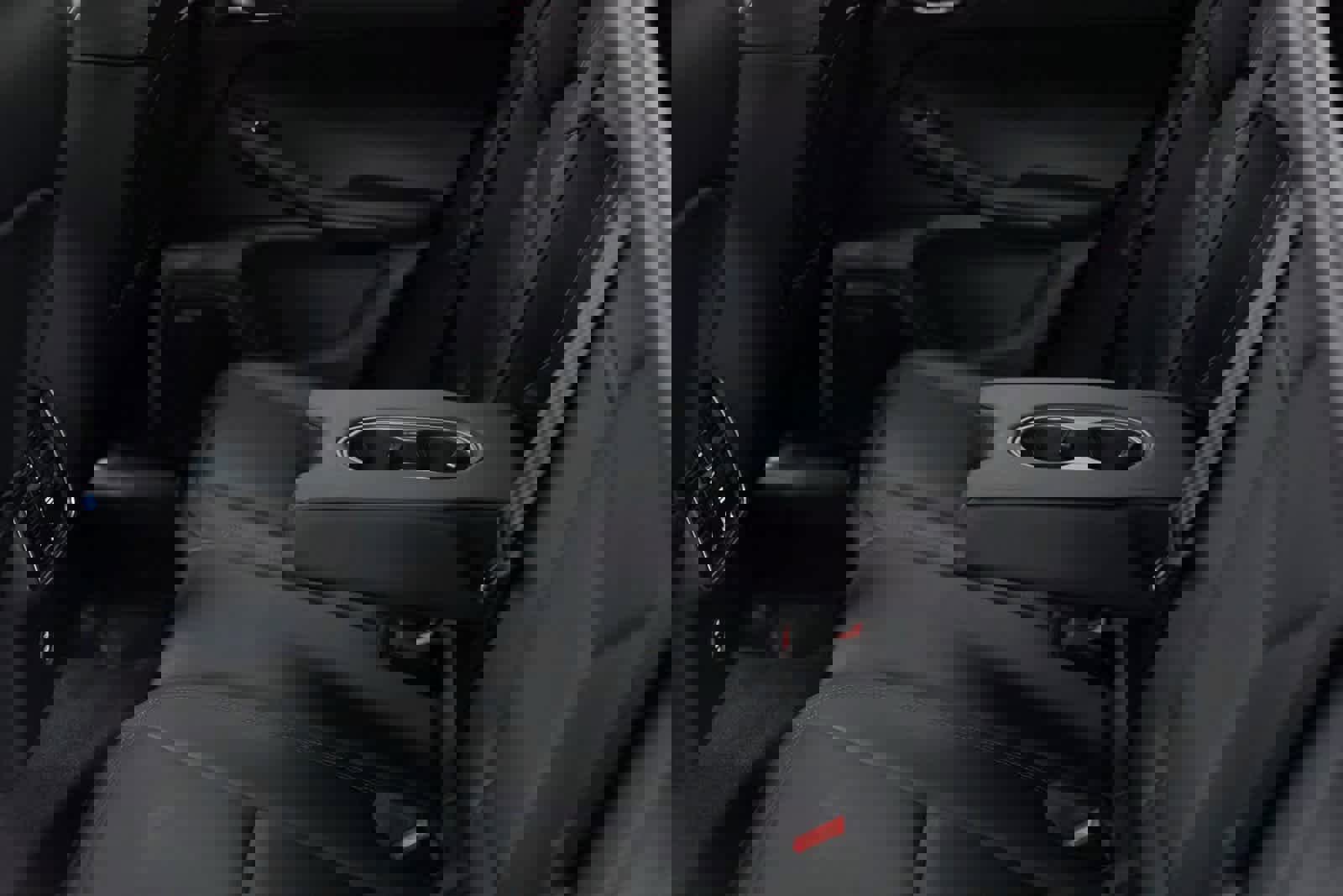 Certified 2025 Porsche Macan Turbo image 28