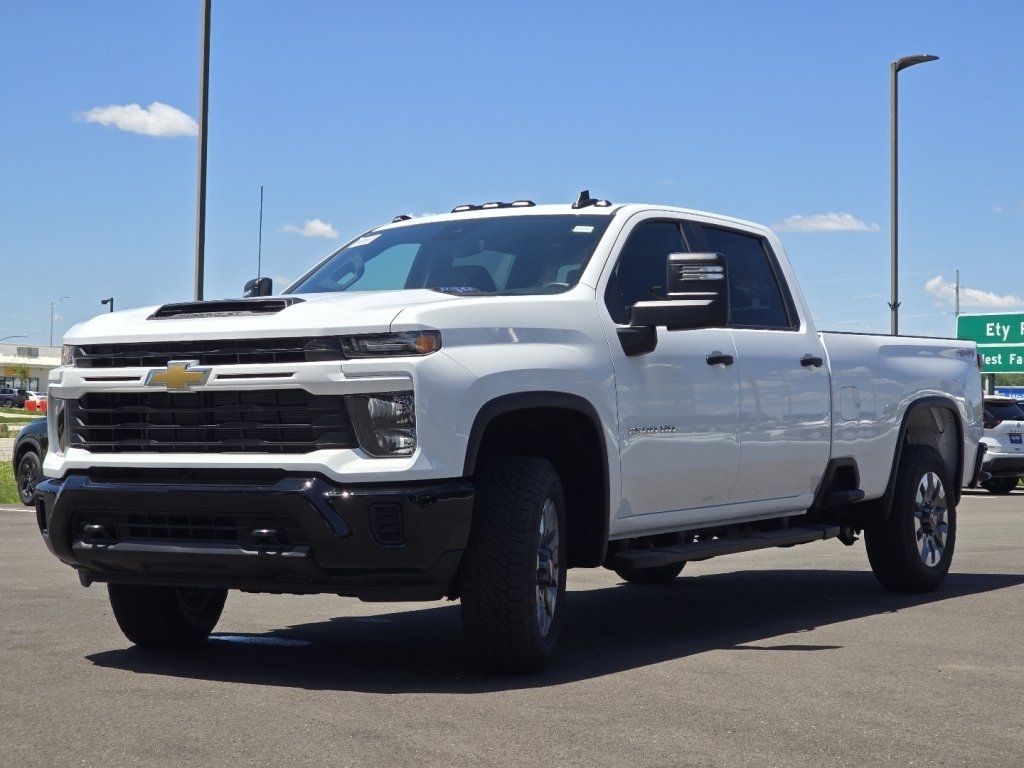 New 2026 Chevrolet Silverado 2500 Custom w/ Custom Convenience Package AWD/4WD image 10