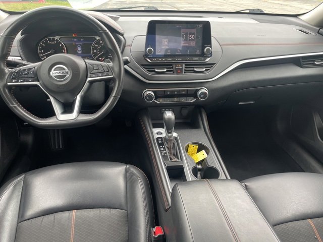 Used 2022 Nissan Altima 2.5 SR image 3