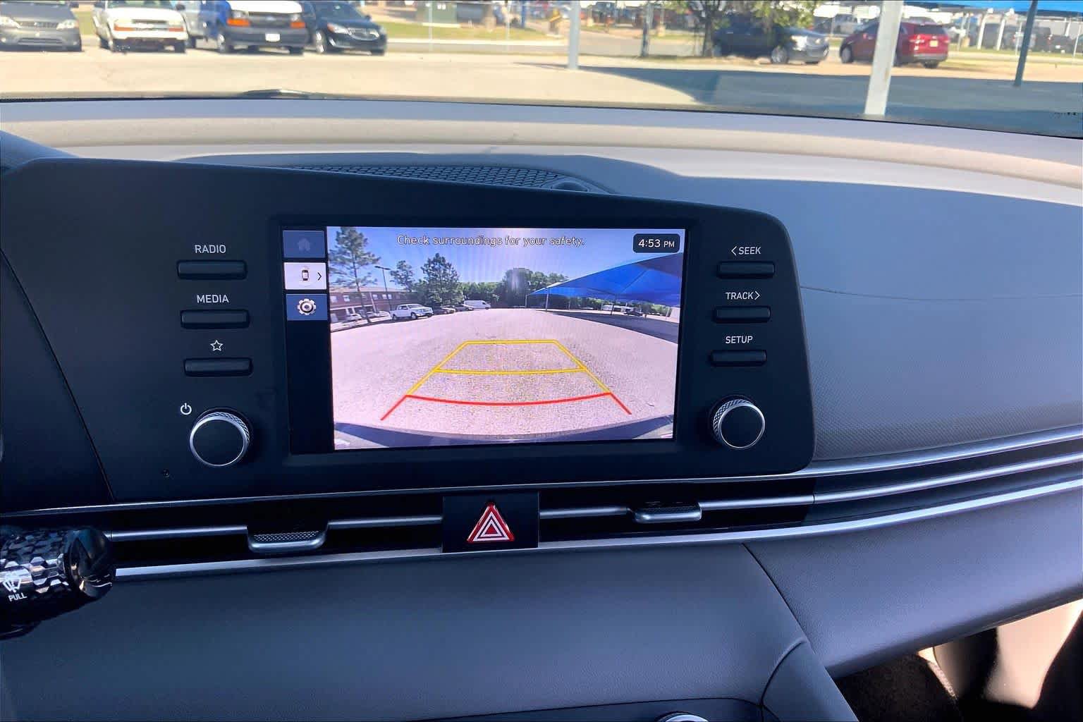 Used 2024 Hyundai Elantra SE FWD image 25