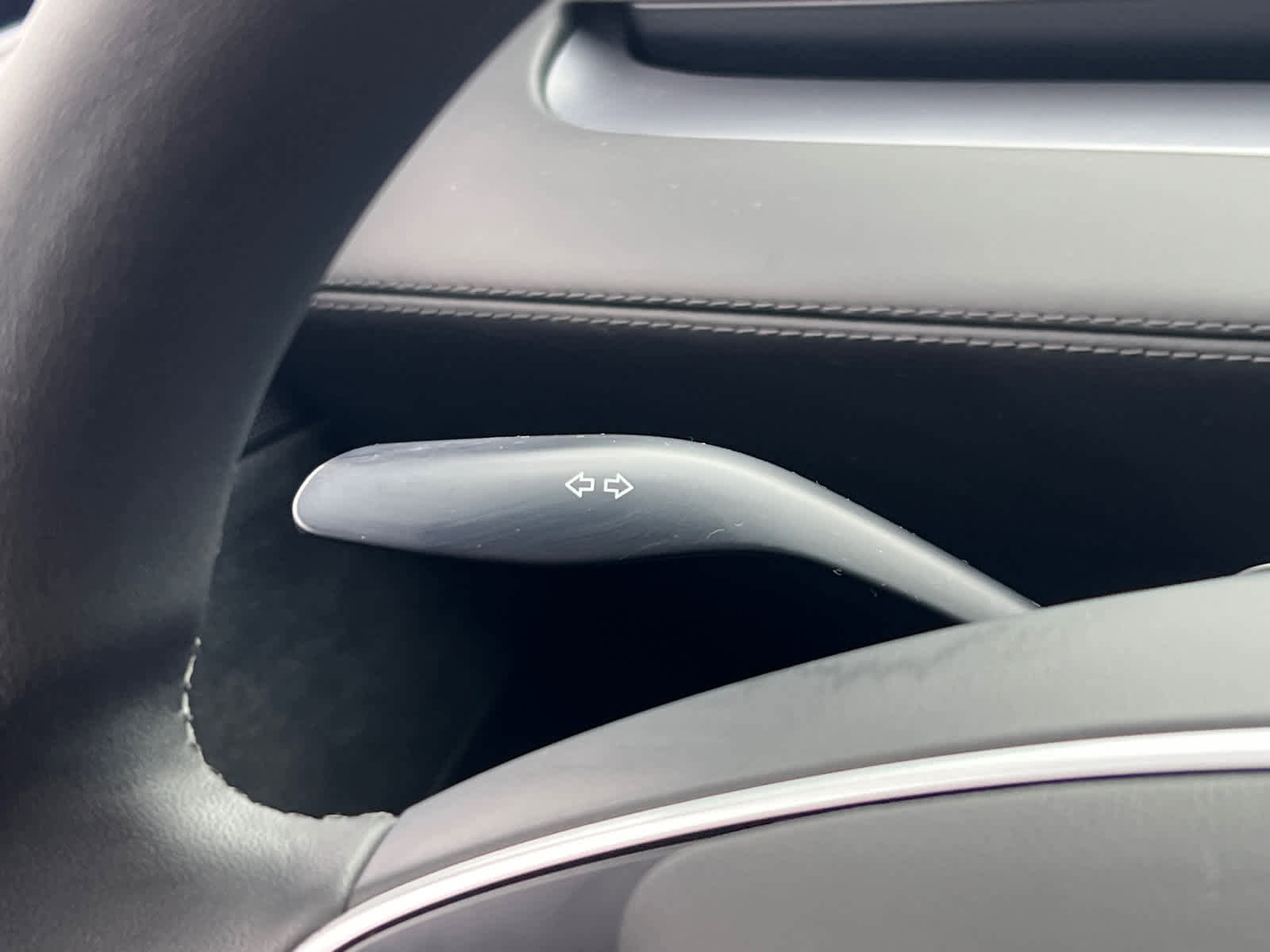 Used 2026 Tesla Model Y 2WD image 17