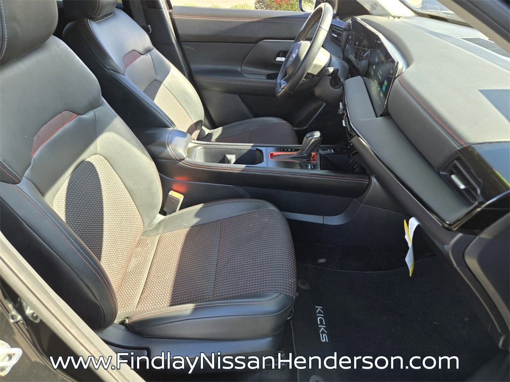 Used 2025 Nissan Kicks SR image 16