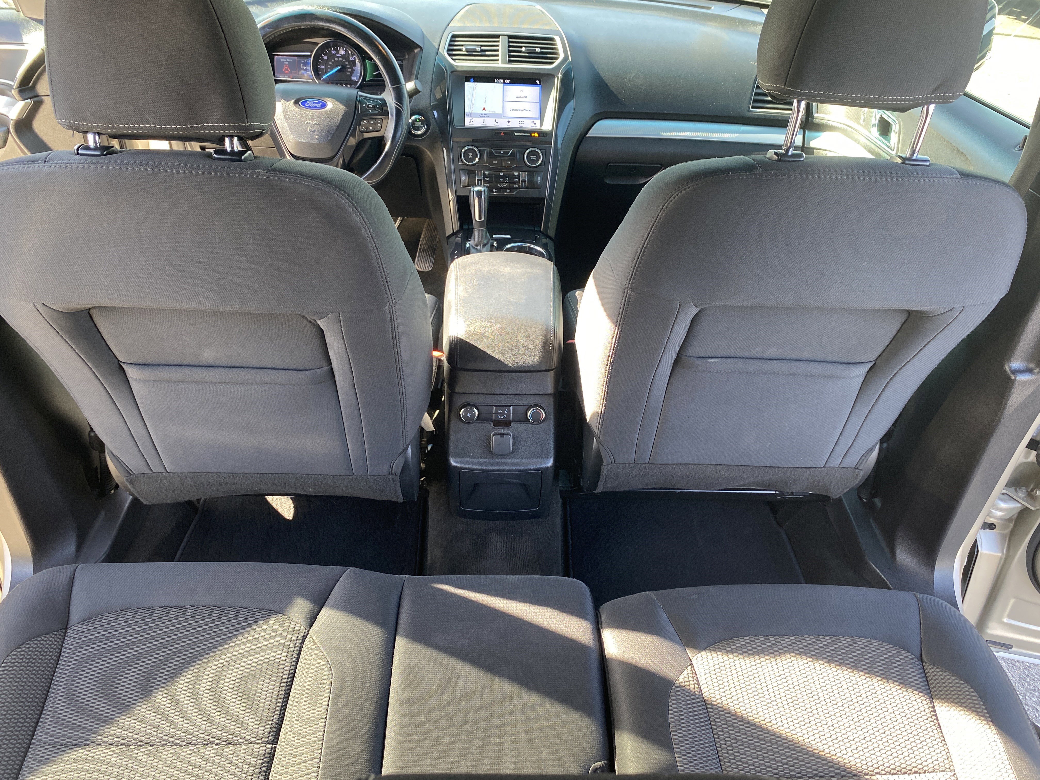 Used 2017 Ford Explorer XLT w/ Equipment Group 201A image 21