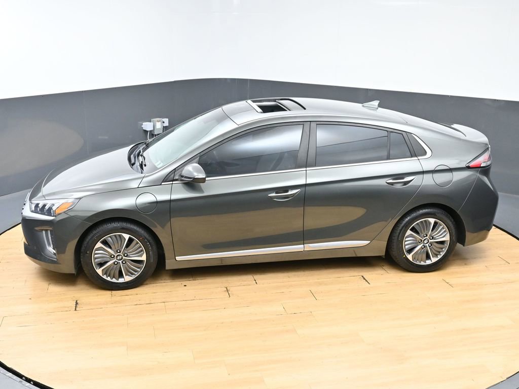 Used 2022 Hyundai Ioniq Limited FWD image 44
