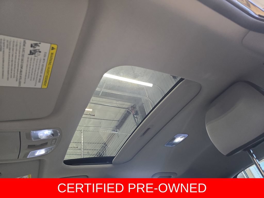 Used 2022 Hyundai Ioniq SEL FWD image 31