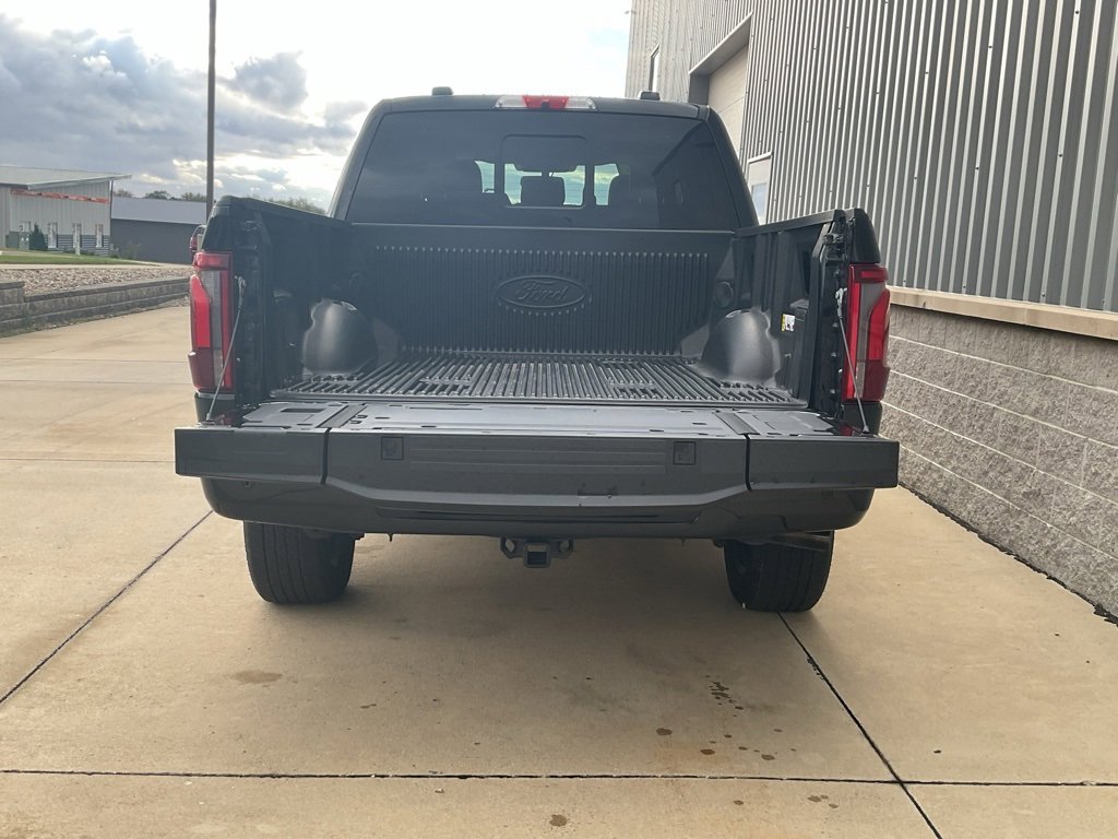 Used 2024 Ford F150 Platinum image 27