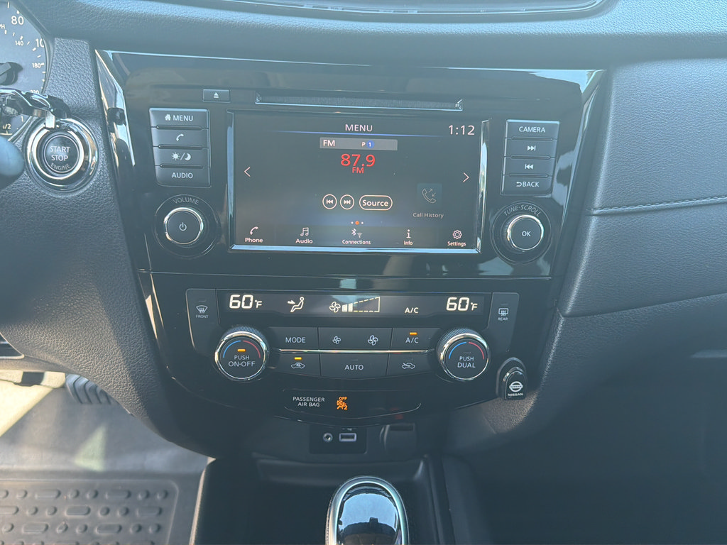 Used 2020 Nissan Rogue SV FWD image 39