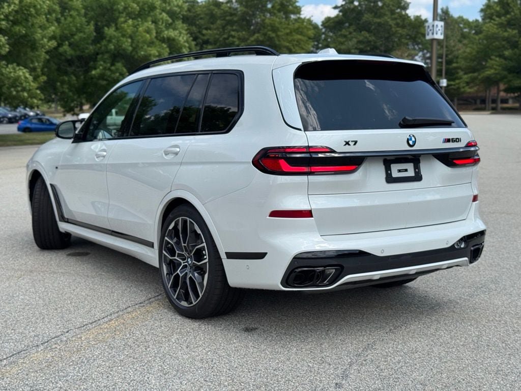 New 2027 BMW X7 M60i AWD/4WD image 4