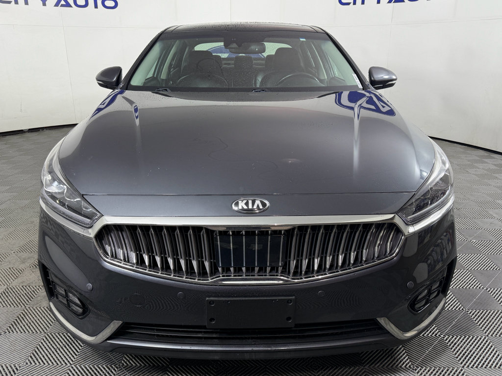 Used 2018 Kia Cadenza Technology image 2